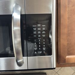 Frigidaire Gallery Over-the-Range Microwave – Stainless Steel – 30”