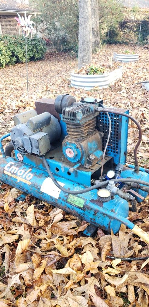 Emglo Air Compressor 