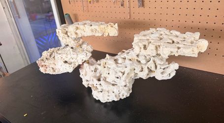 Decorative rock for saltwater aquarium 24”x10”
