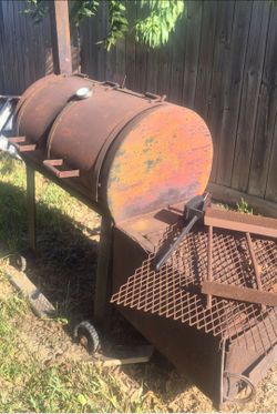 BBQ GRILL USED NEED REPAIR