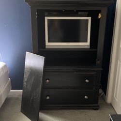 Free Armoire Without Doors 