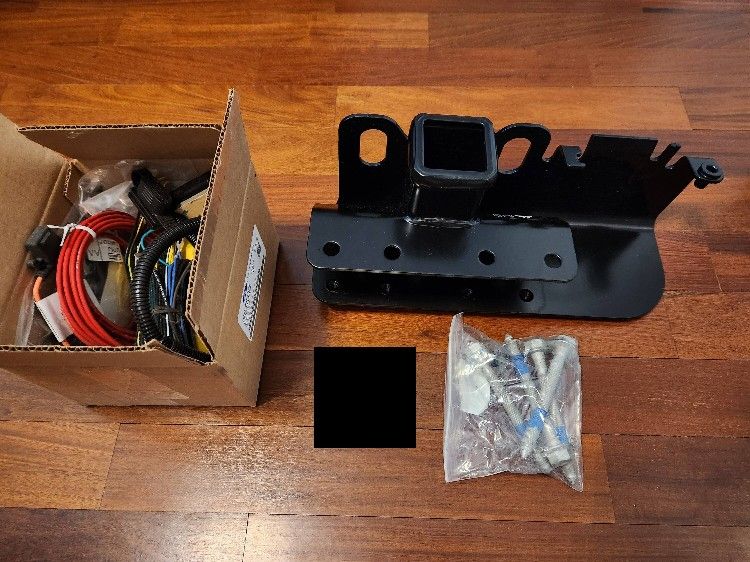 Ford Bronco OEM Trailer Hitch w/ 4-wire Kit