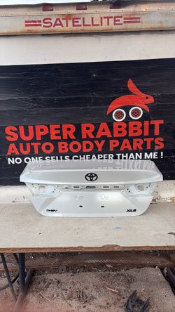 2025 Camry Trunk Lid Shell OEM 2027