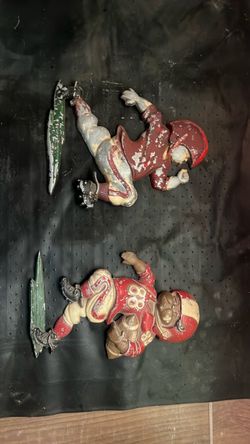 Vintage Cast Iron Football Player Figures – Set of 2