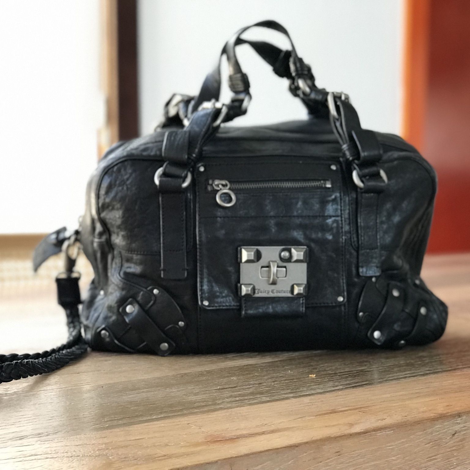 Loui Vuitton Bag for Sale in Brea, CA - OfferUp