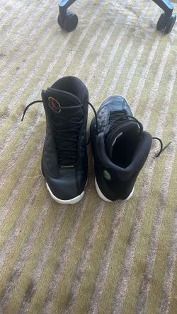 Jordan 13 - Playoffs ( 2023) Sz 12.5 Men’s 