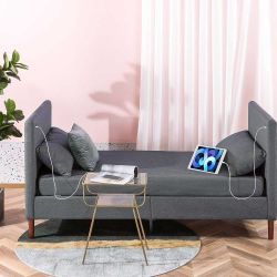 Twin size bed. 50% off . still In box.  .. Cama twin individual mitad precio. Todavía en caja 