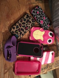iPhone 4/4s cases and speaker
