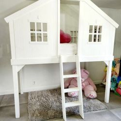 Pottery Barn Treehouse Bed Loft Bunk Bed for Sale in Tamarac FL