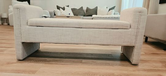 Tahari Storage Ottoman /bench