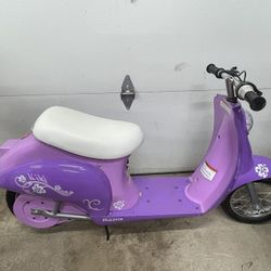 Razor Pocket Mod Miniature Euro 24V Electric Kids Ride On Retro Scooter