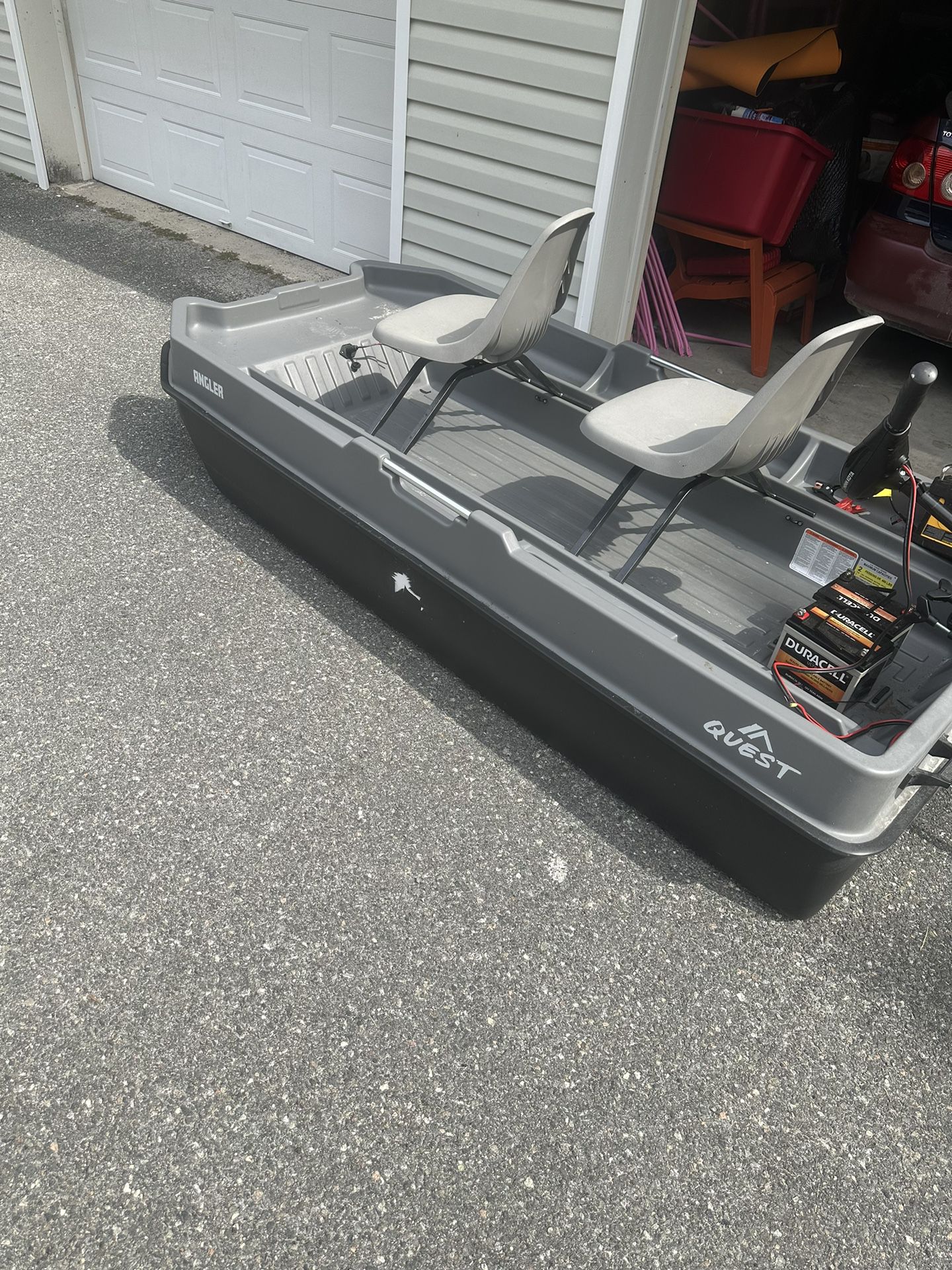 8ft Pond Boat With Trolling Motor, 2 Batteries & Charger 