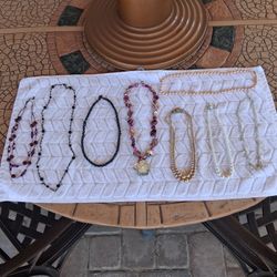 Necklaces Lot Of 8