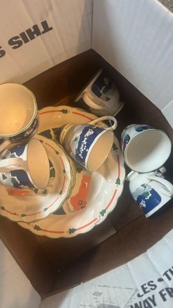 6 Tea cups