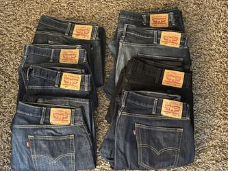 EUC lot of 8 Levi’s Men’s Jeans