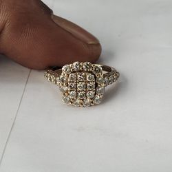Women's 10k Yellow Gold Diamond Ring