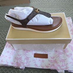 Michael KORS Sandals