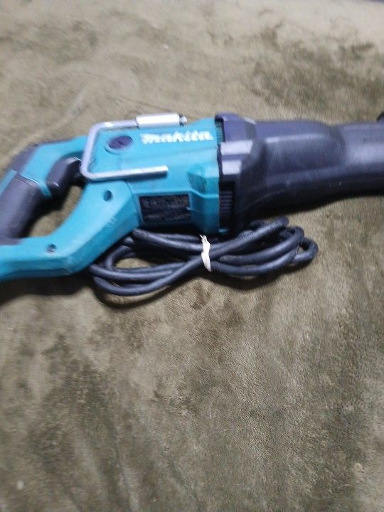 Makita Reciprocating Jr 30501 120v