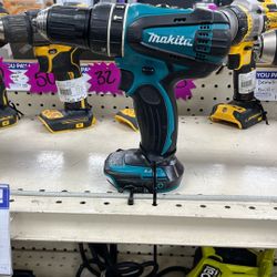 Makita Drill With Battery 