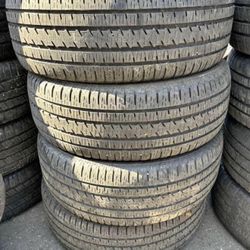 Vendo Un Set De Llantas 275/55r20 Marca BRIDGESTONE En Perfectas Condiciones De Vida Las 4