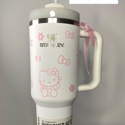 Hello Kitty Stanley