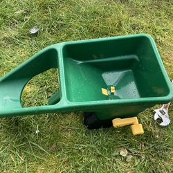 Hand spreader price 7$  pick up   E   72   and grand view   E   Tacoma