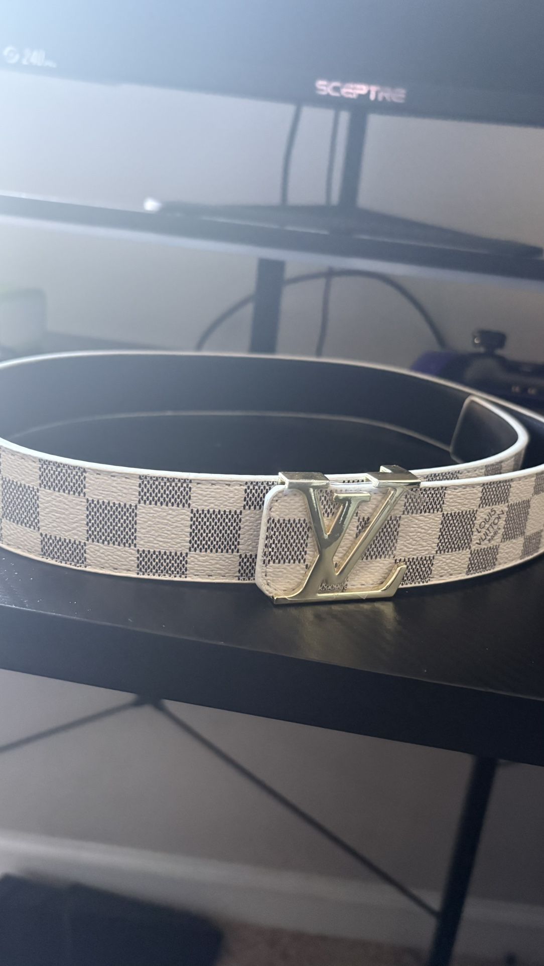 Men’s LV Belt
