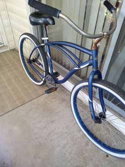 Beach cruiser bike