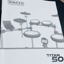 SIMMONS TITAN 5O Drum Set