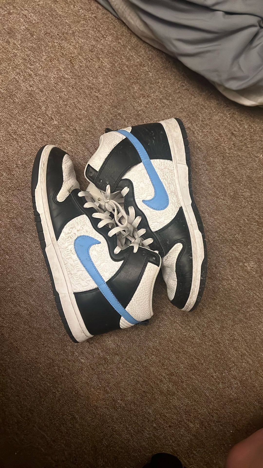 Nike Dunks Black And Baby Blue Size 10