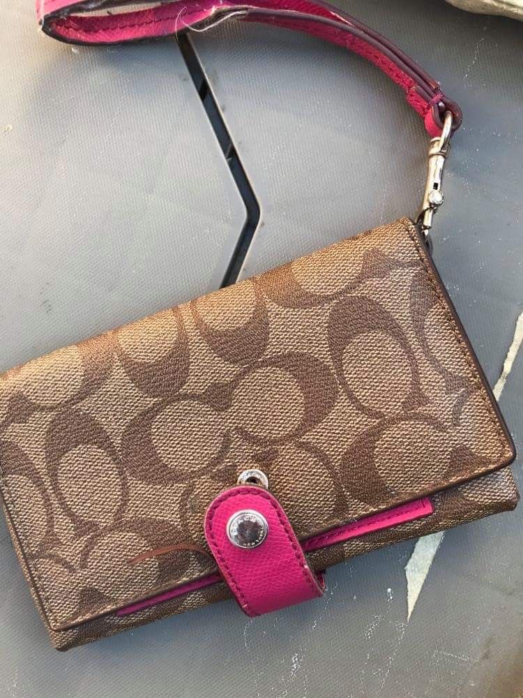 Coach Wrist Wallet