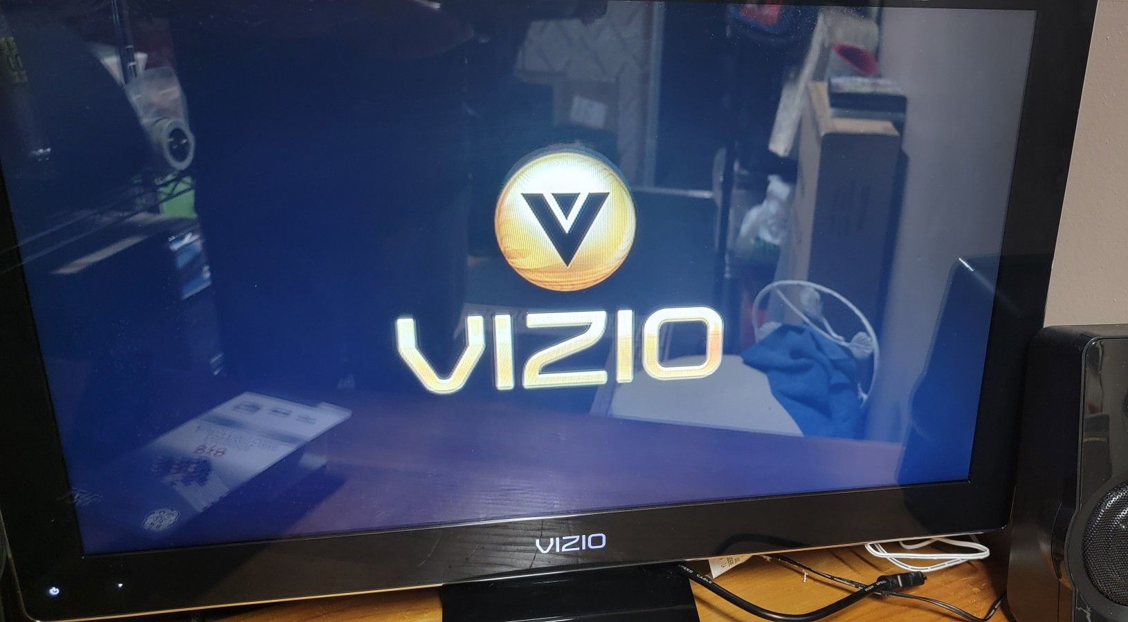 Ultra Thin Vizo TV/ Monitor