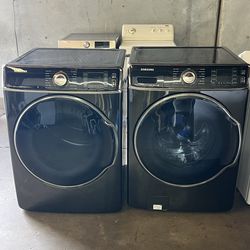 SAMSUNG OVERSIZE WASHER/DRYER