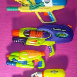 Lot of 6 Brand Water Blasters / SuperSoakers for Summer Fun