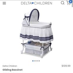 Delta Children Bassinet