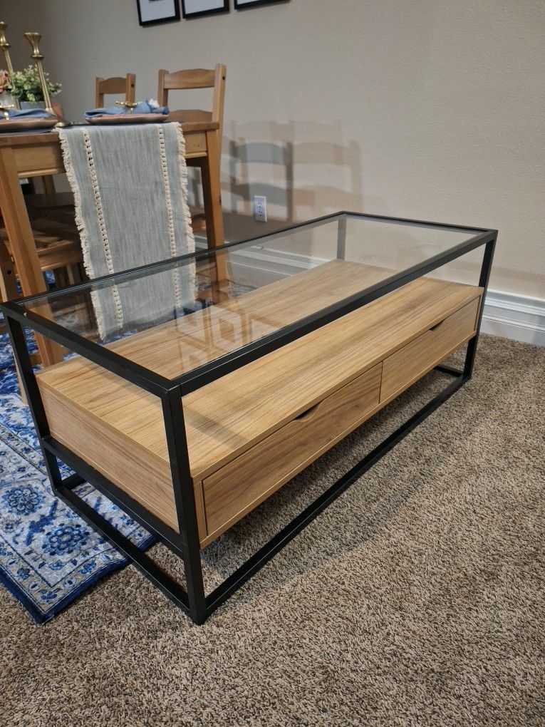 Coffe Table With Drawers