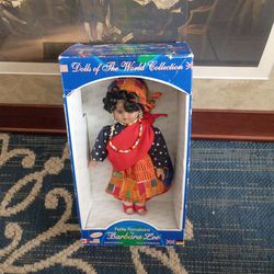 Nigeria Dolls of the World Collection Petite Porcelains by Barbara Lee 8" Tall