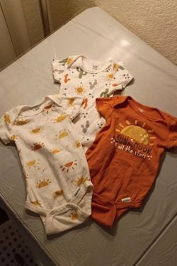 3 pairs* 0-3 months onesies