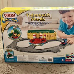 Thomas & Friends Take N Play Tidmouth Sheds Adventure Hub. Portable Railway with foldout track and storage.
