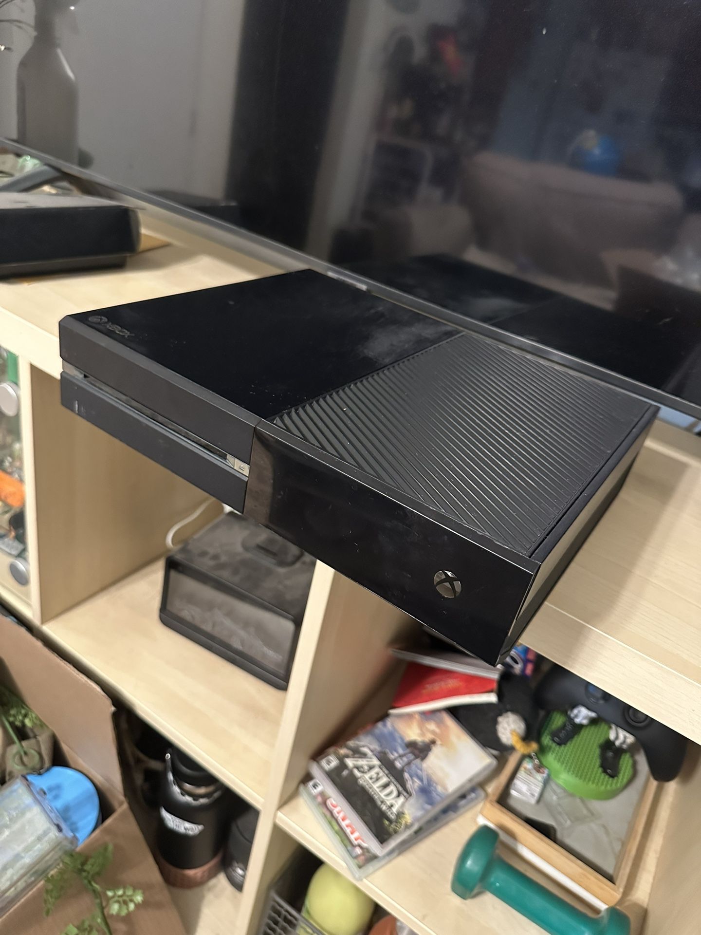 Xbox One 500gb (Console only)