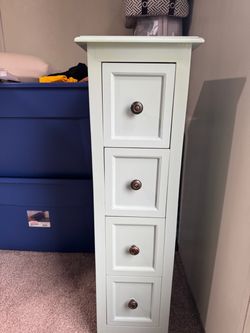 Storage cabinet