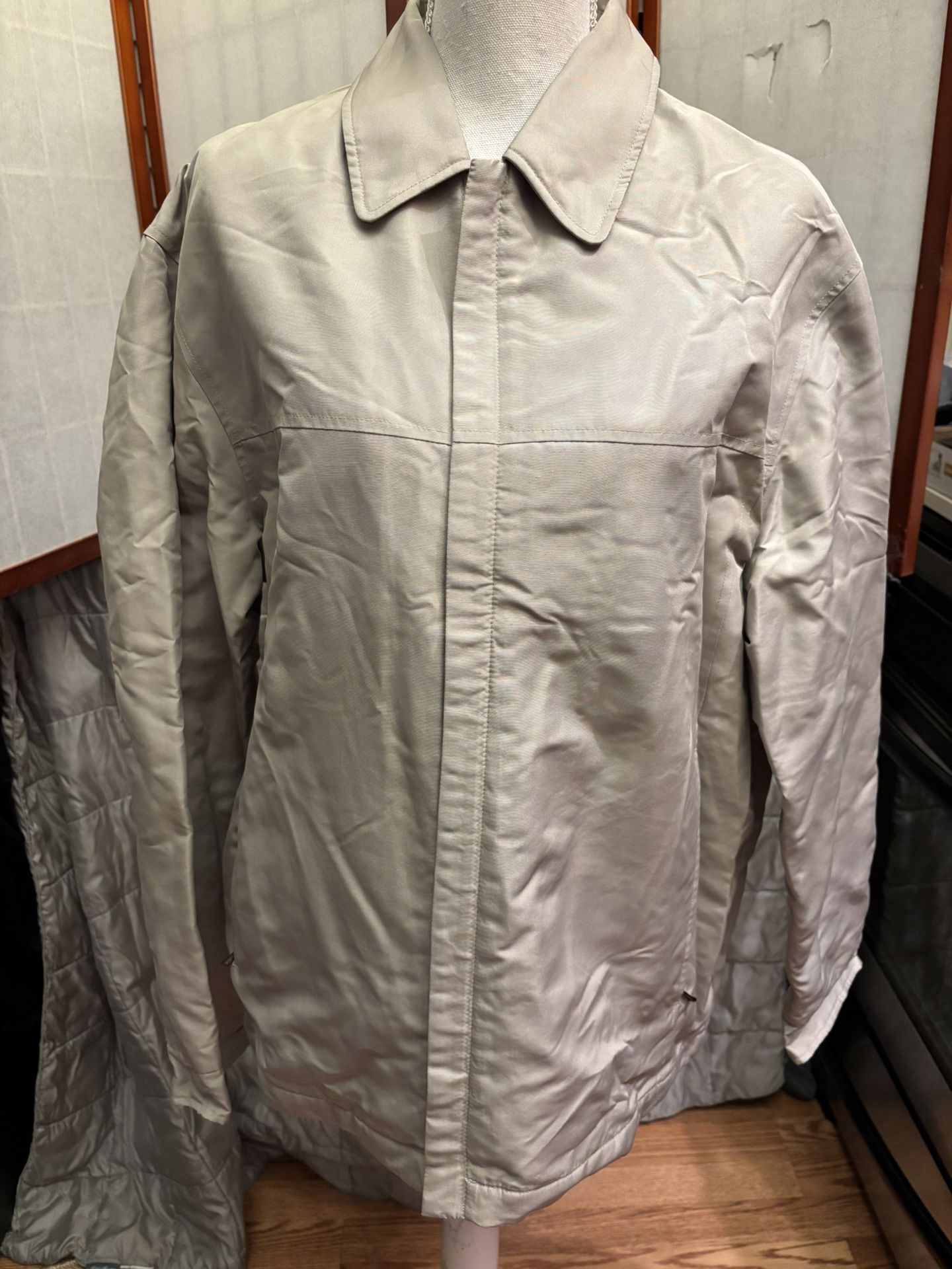 Dockers Stain Defender Insulated Bomber Jacket. Mens jacket   Medium 