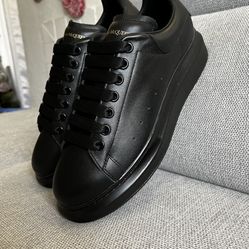 Alexander McQueens Black $250 