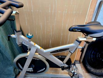 Vision Fitness ES700 Indoor Cycle,