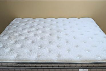 American Be,dding 13" Kin,g Ma,ttress Pillow Top - Medium Firm. Free same-day delivery.
