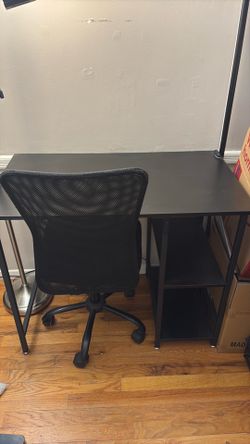 Computer Desk 35” with Chair