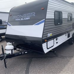 2022 PIONEER  17 Ft (BH) Travel Trailer 