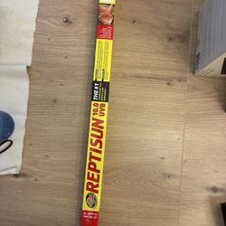 18” ReptiSun 10.0 UVB