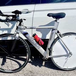 Trek Equinox E7 TT Road Bike