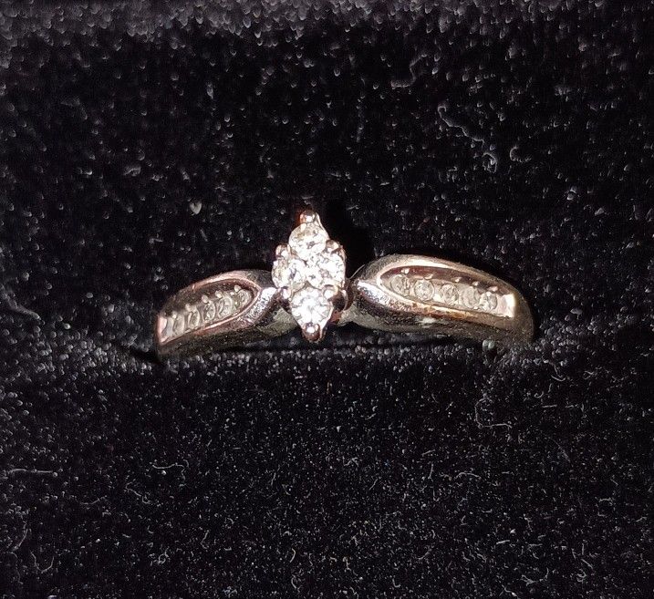 Diamond White Gold Engagement Ring